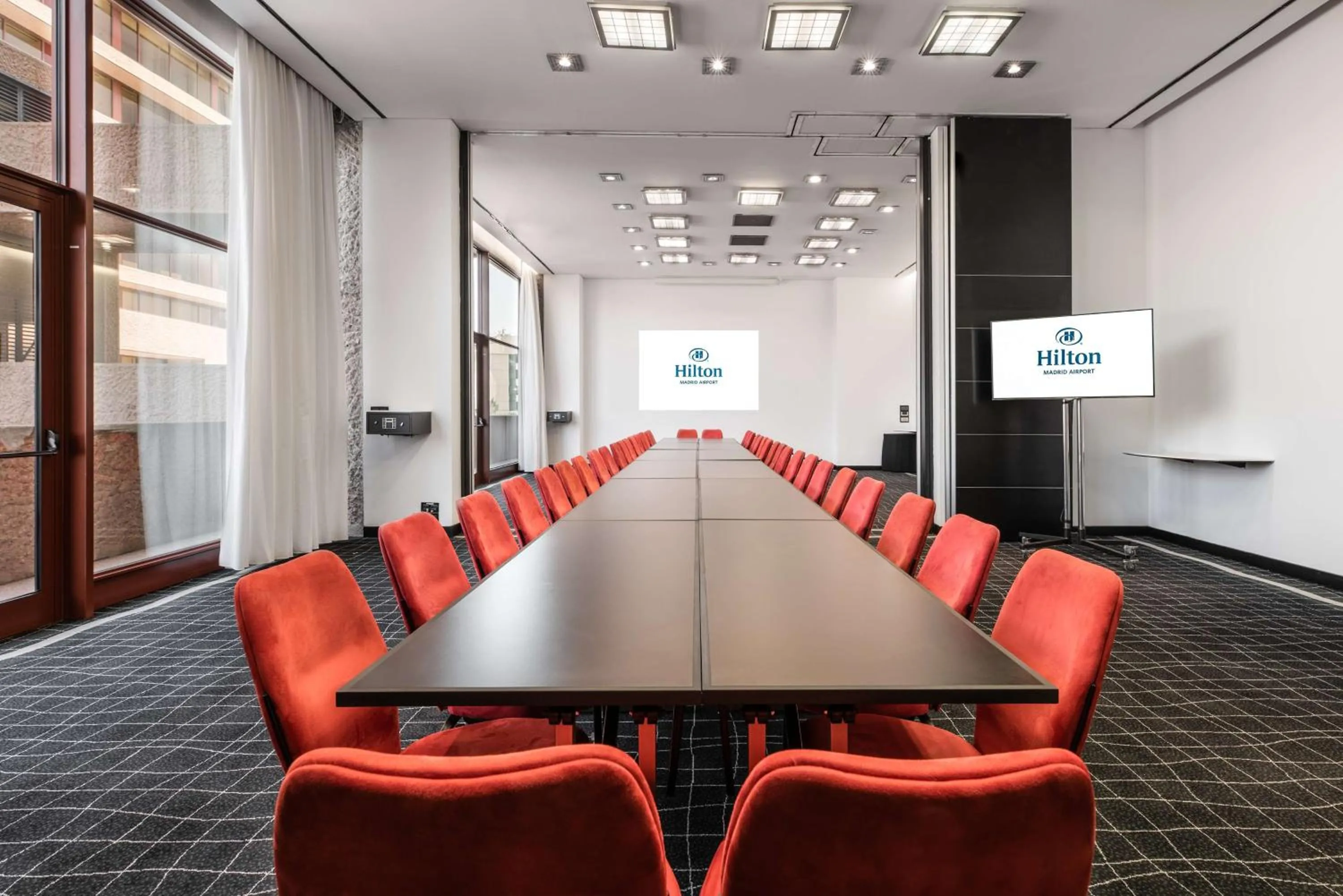 Meeting/conference room in Hilton Madrid Airport