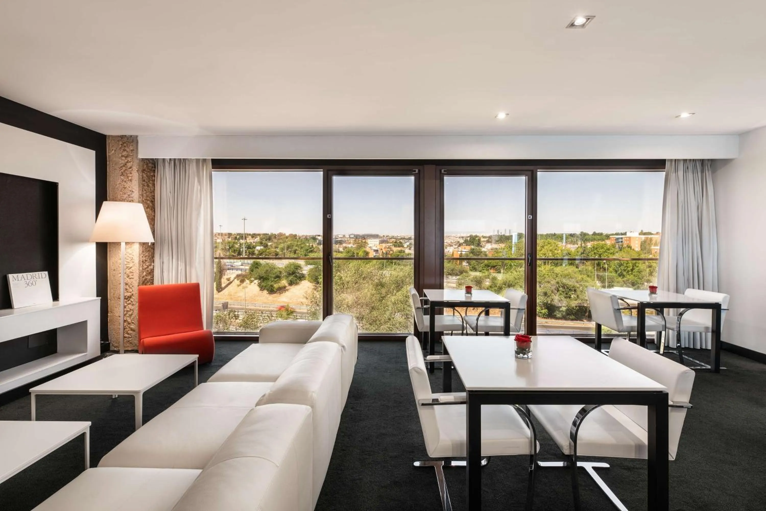 Property building in Hilton Madrid Airport