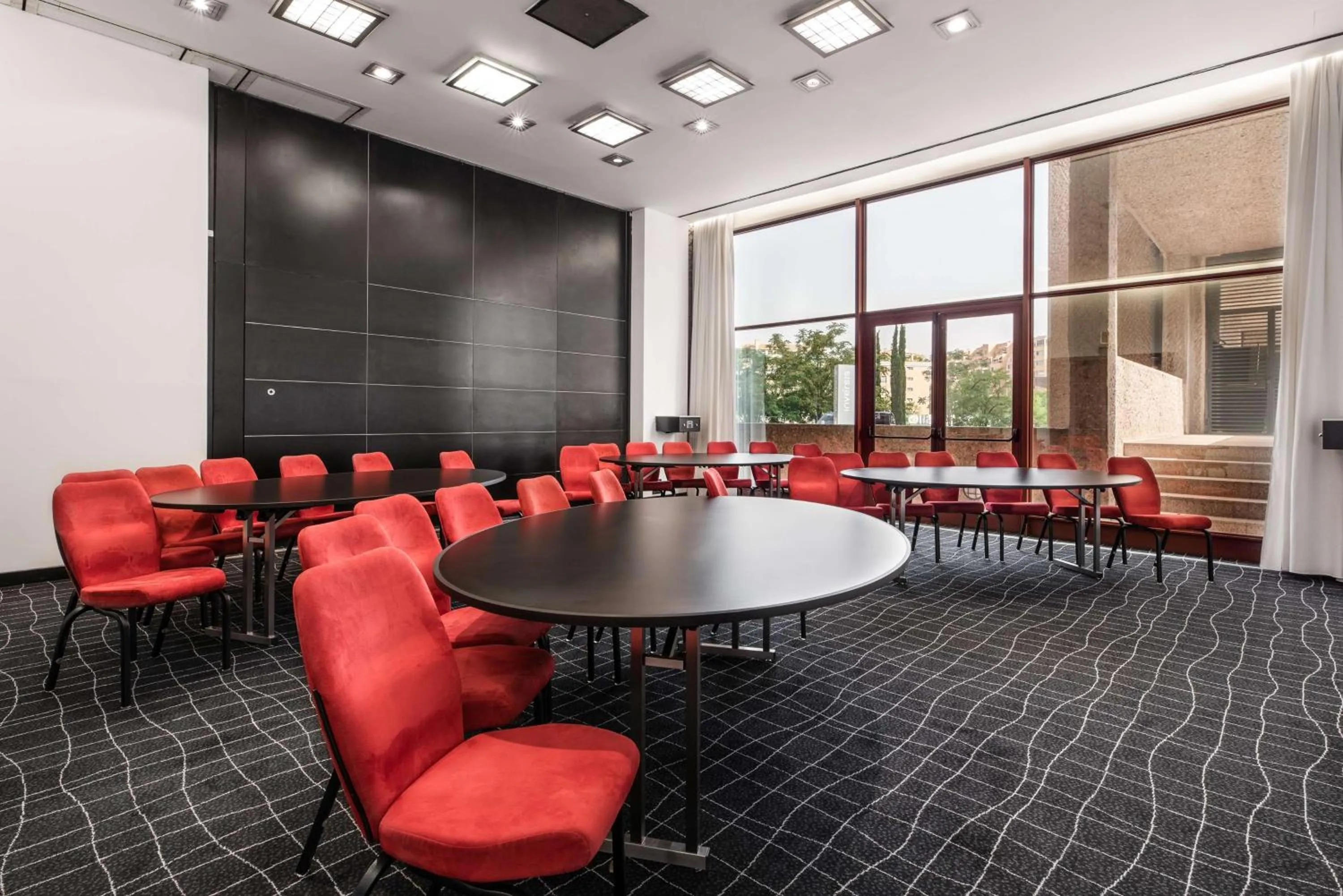 Meeting/conference room in Hilton Madrid Airport