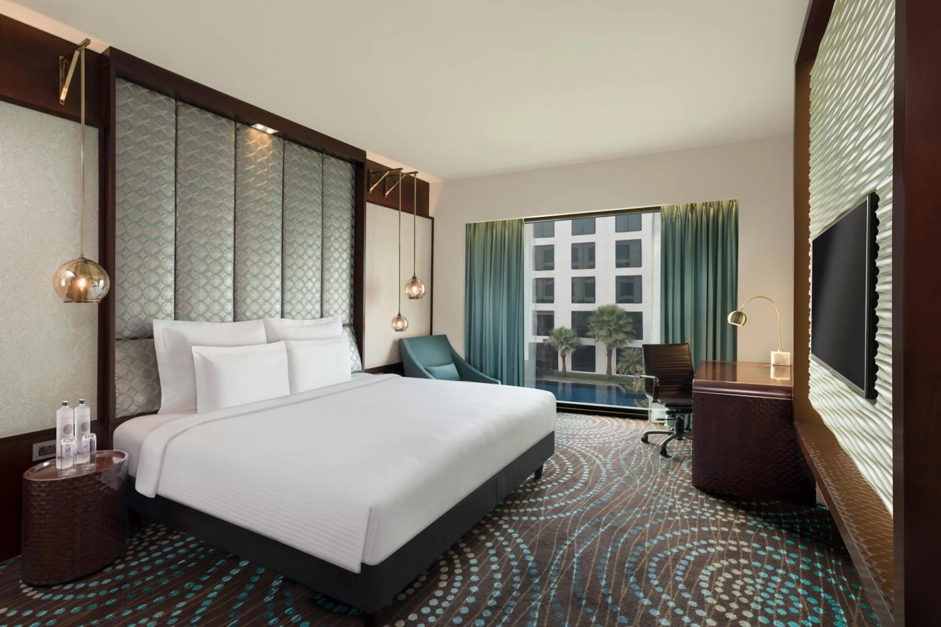 Bedroom, Bed in Pullman New Delhi Aerocity