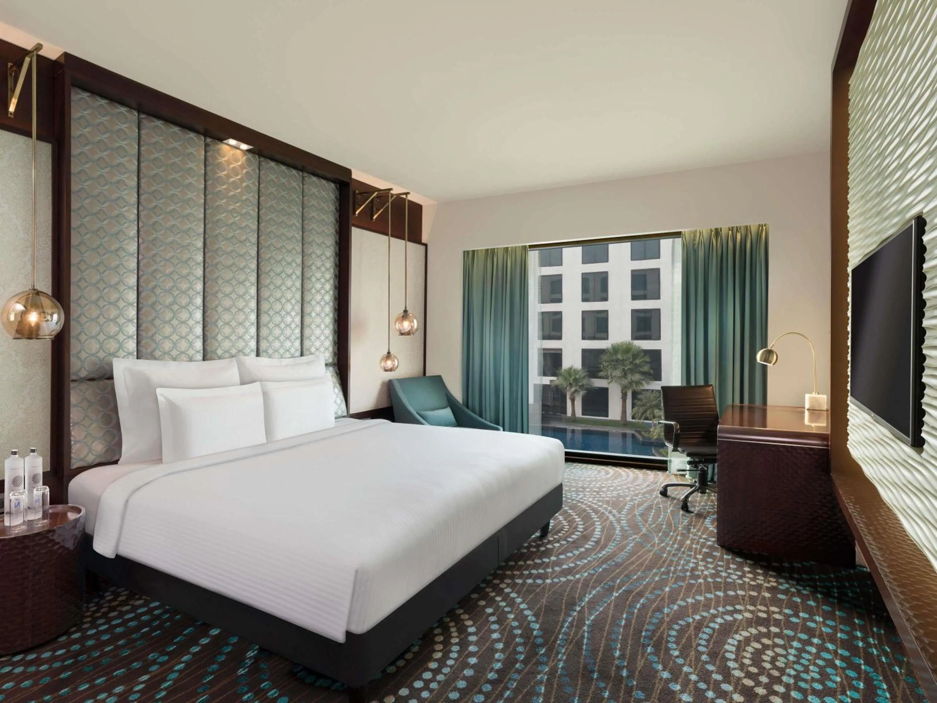 Bedroom, Bed in Pullman New Delhi Aerocity