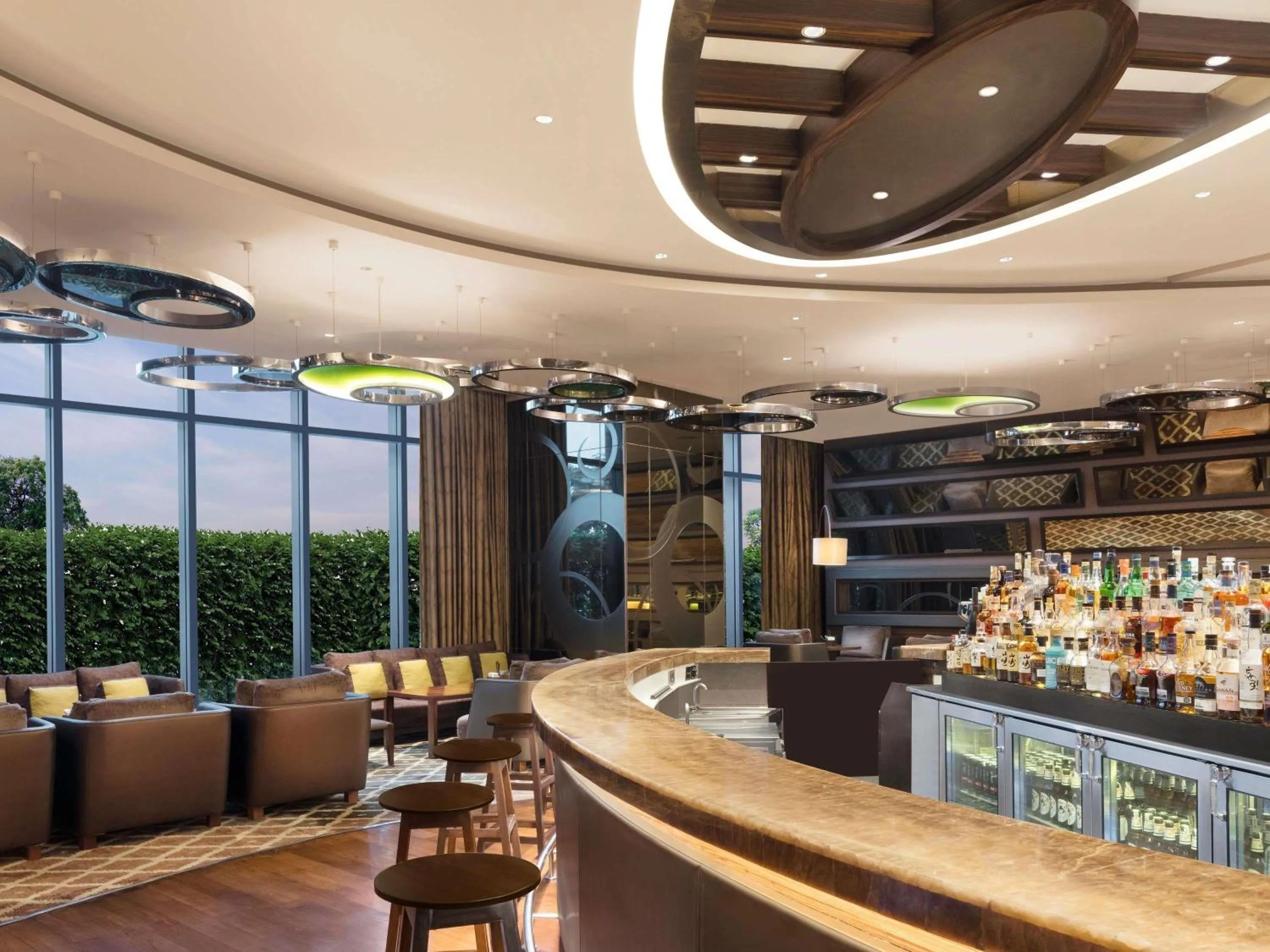 Lounge or bar in Pullman New Delhi Aerocity