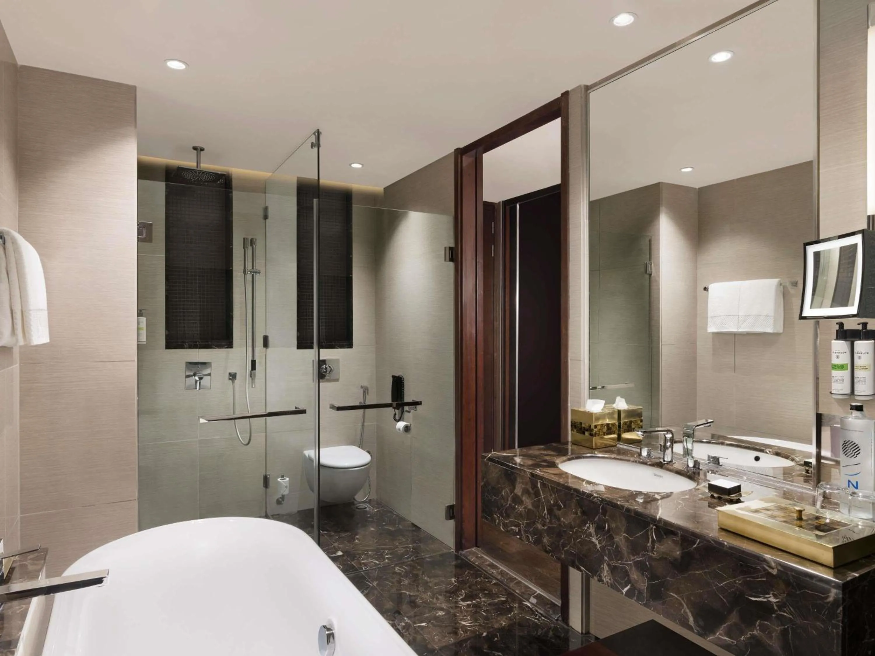 Bedroom in Pullman New Delhi Aerocity