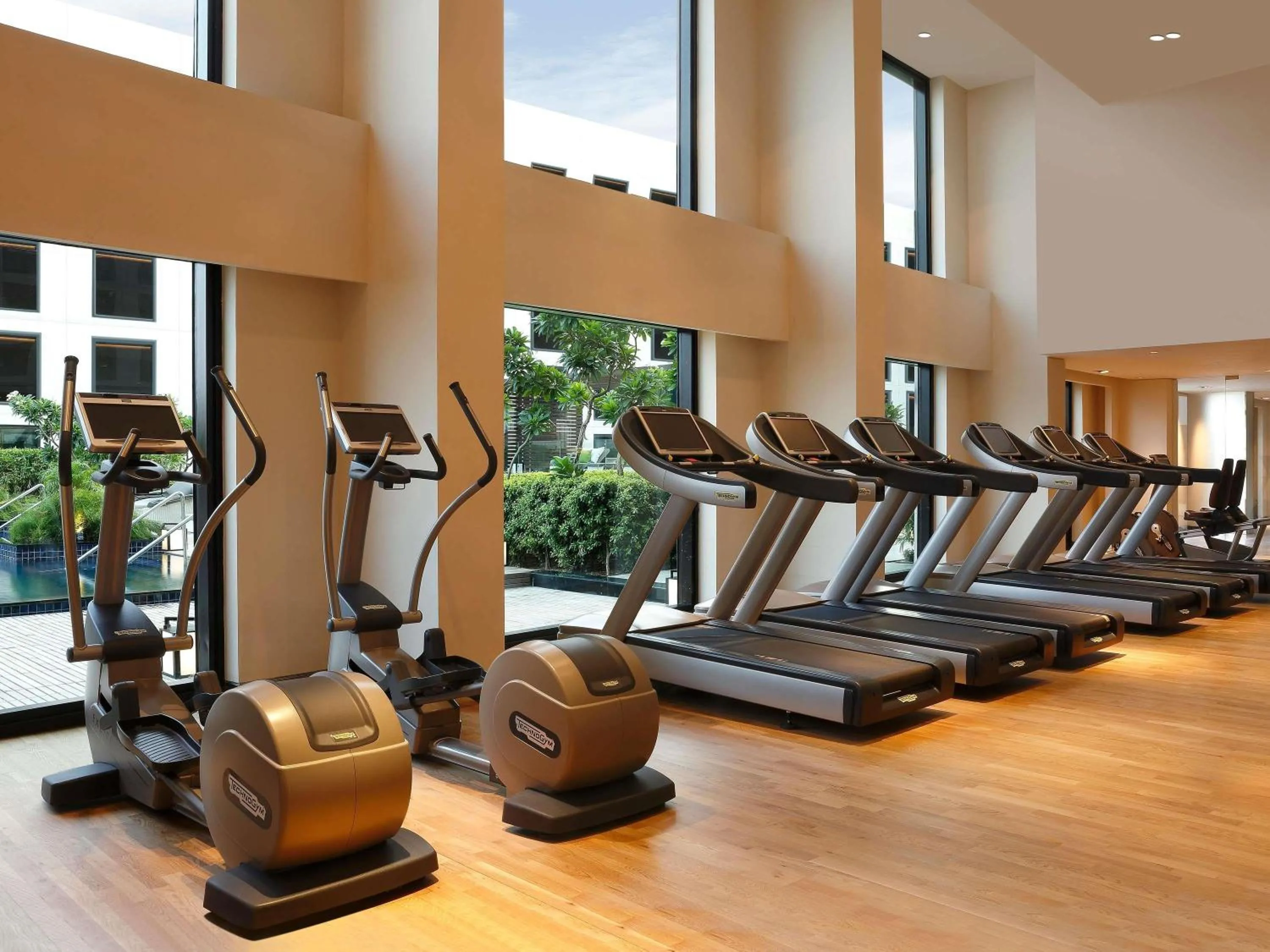 Fitness centre/facilities in Novotel New Delhi Aerocity