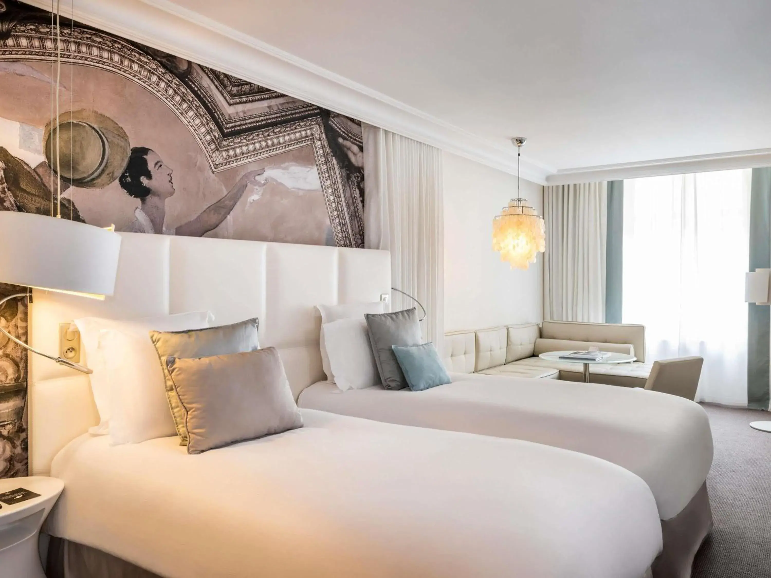 Superior Queen or Twin Room with Inner Courtyard View in Cures Marines Hotel Thalasso & Spa Trouville - MGallery Collection Superior Queen or Twin Room with Inner Courtyard View in Cures Marines Hotel Thalasso & Spa Trouville - MGallery Collection