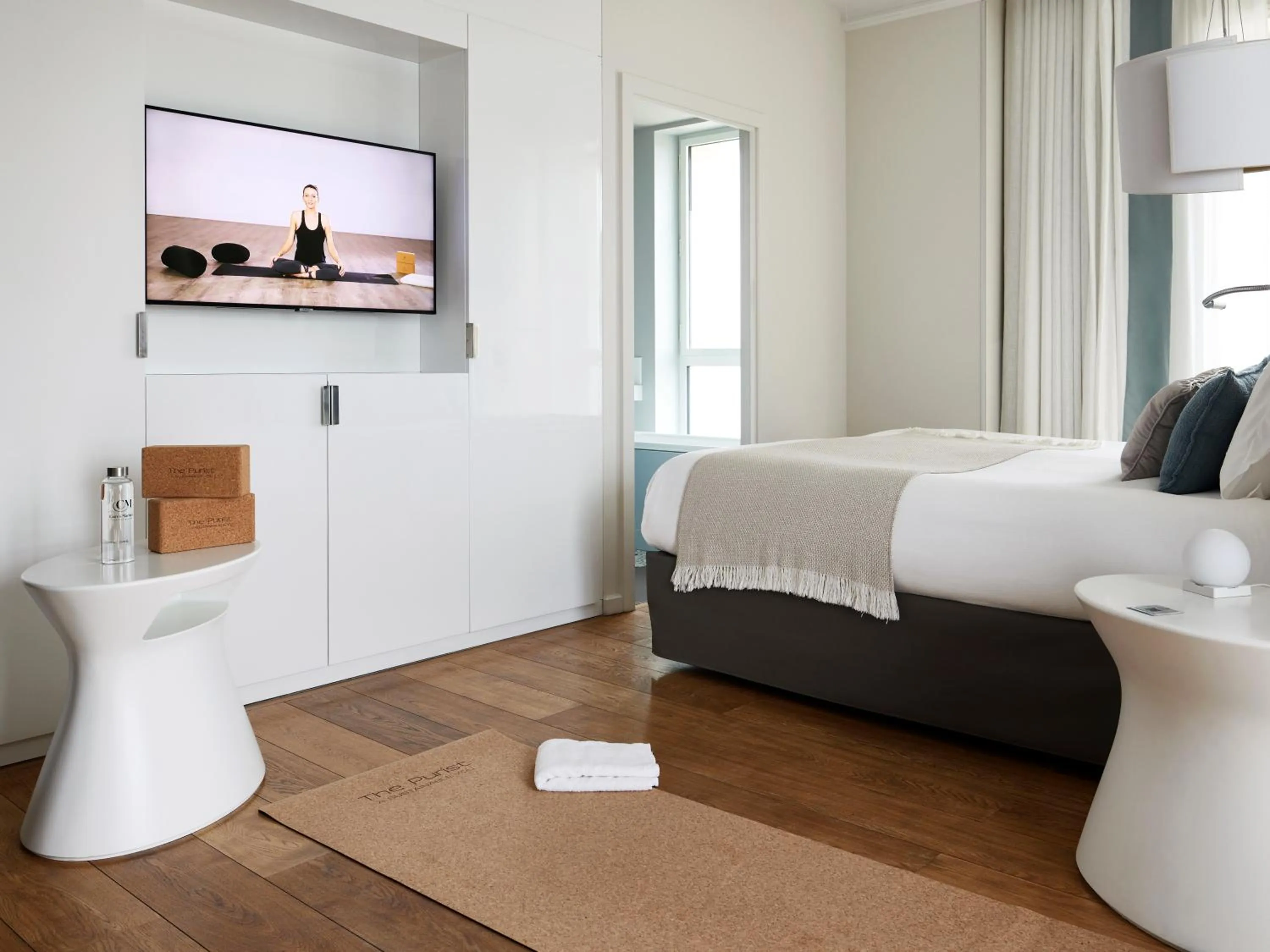 Fitness centre/facilities, Bed in Cures Marines Hotel Thalasso & Spa Trouville - MGallery Collection