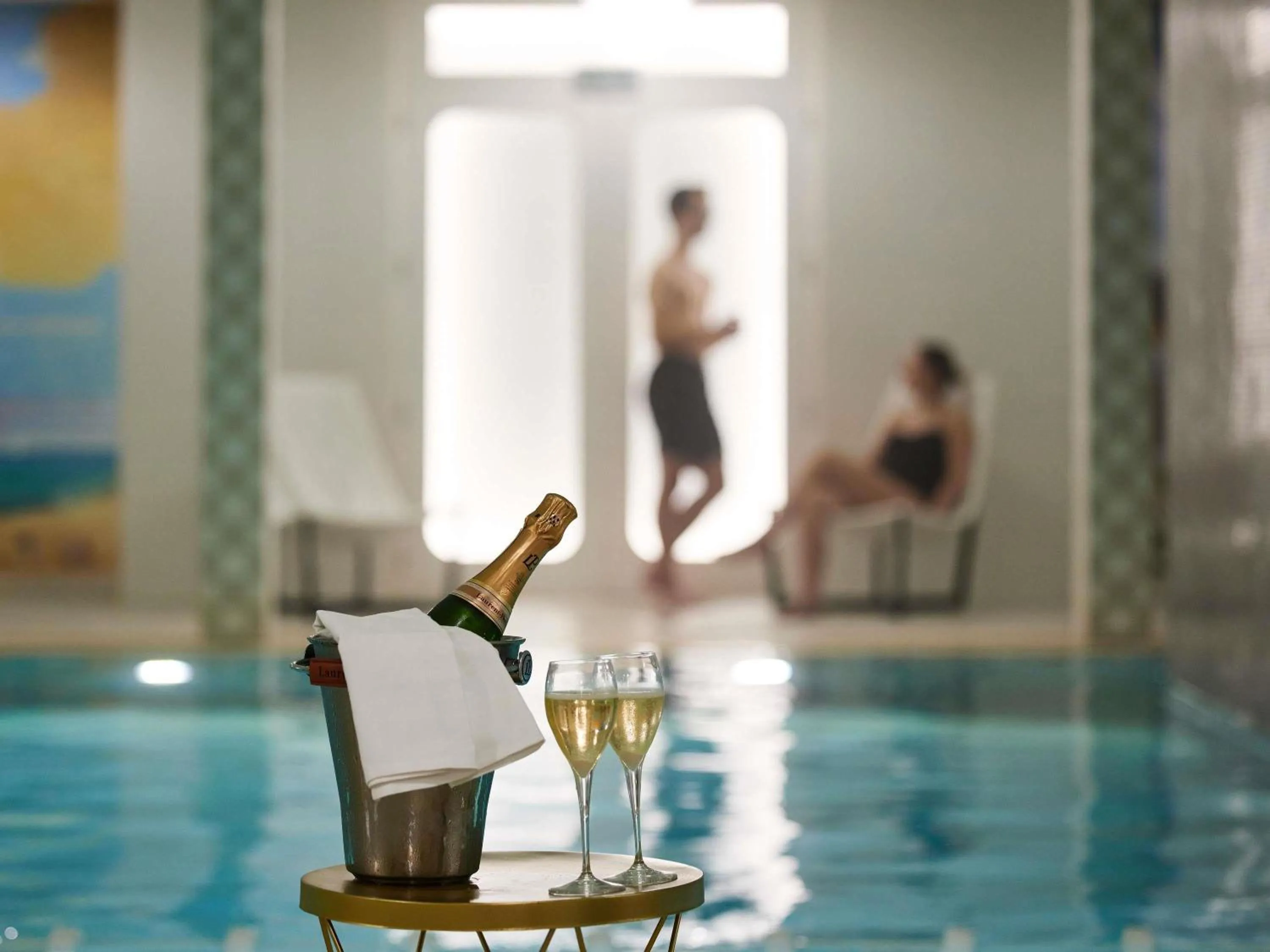 wedding in Cures Marines Hotel Thalasso & Spa Trouville - MGallery Collection