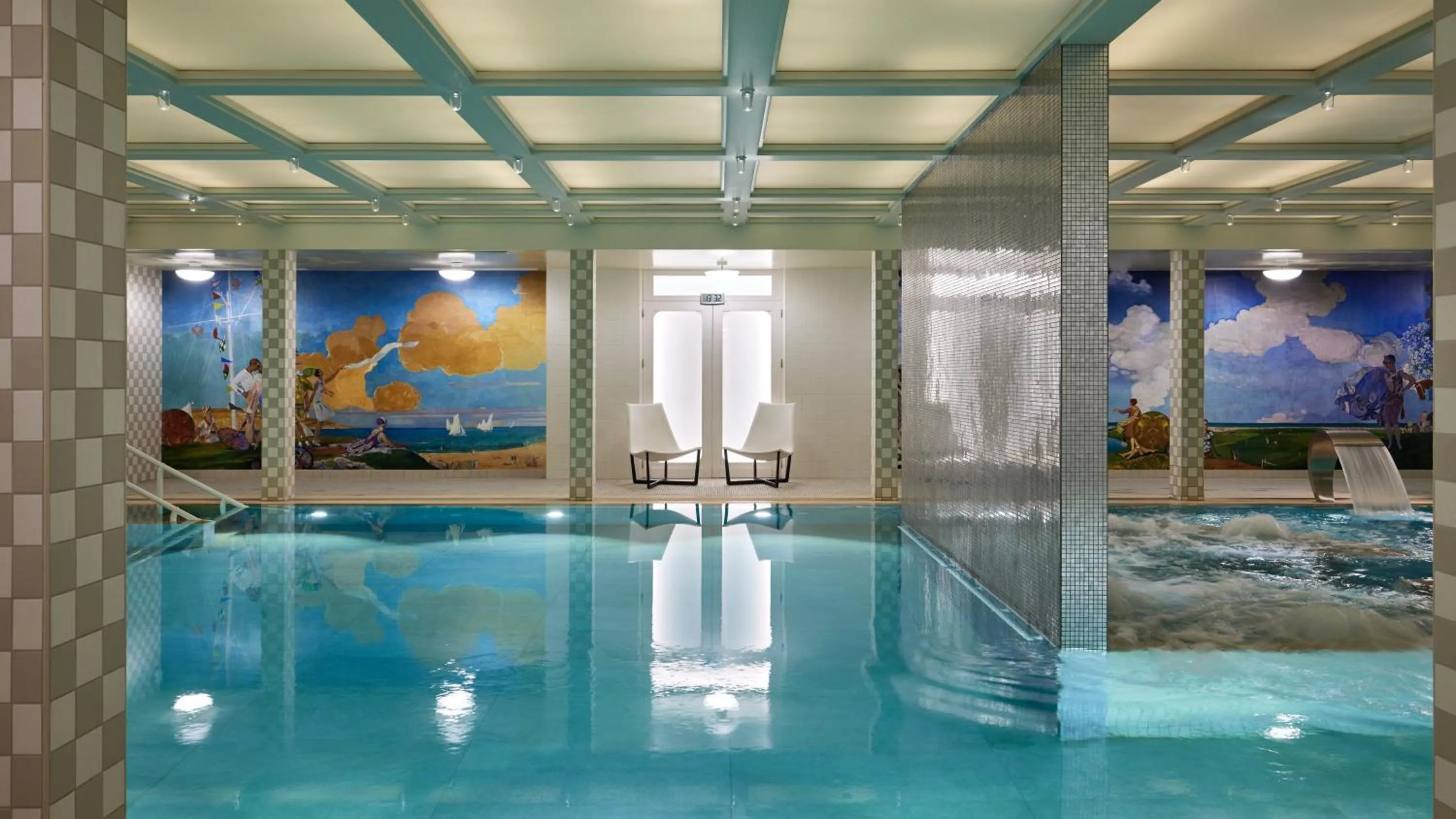 Spa and wellness centre/facilities in Cures Marines Hotel Thalasso & Spa Trouville - MGallery Collection