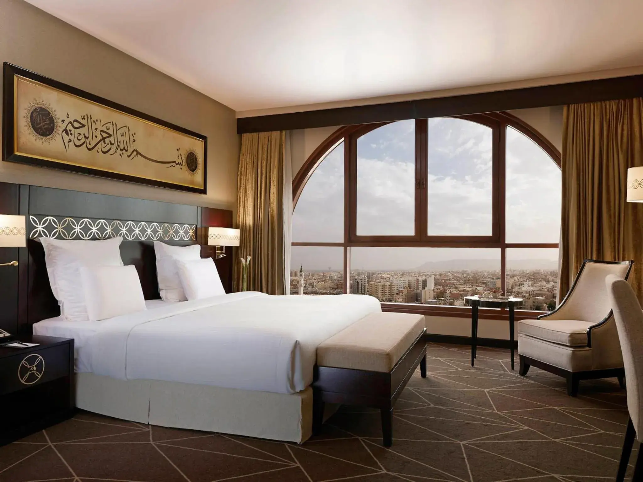 Superior King Room with City View in Zamzam Pullman Madina Superior King Room with City View in Zamzam Pullman Madina