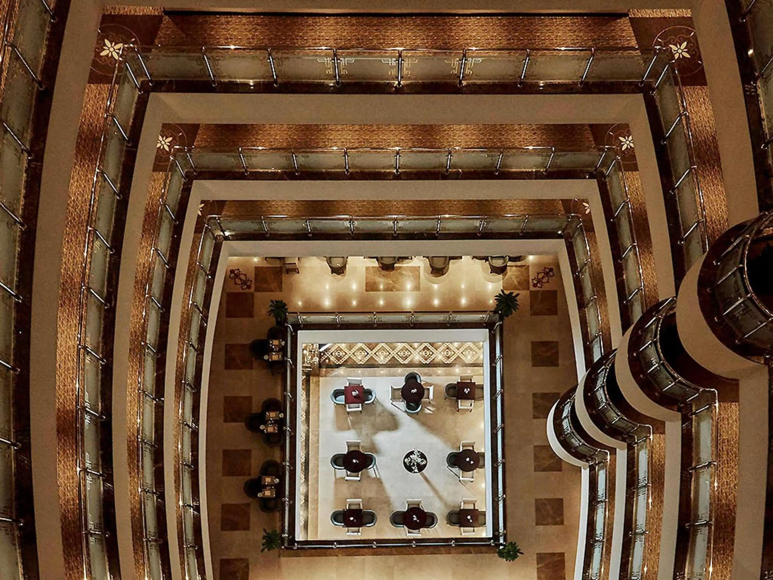 Restaurant/places to eat in Zamzam Pullman Madina