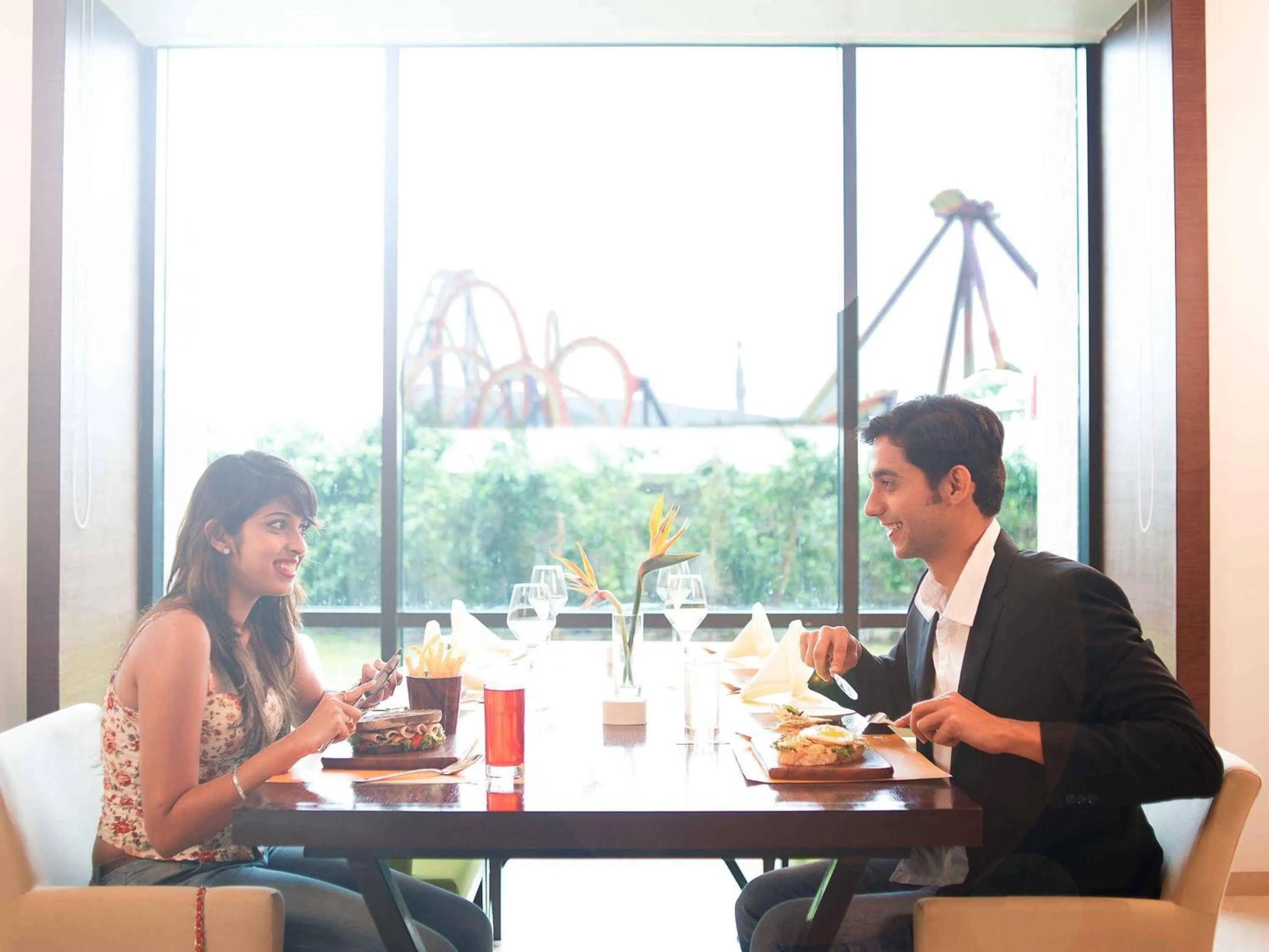 Restaurant/places to eat in Novotel Imagicaa Khopoli