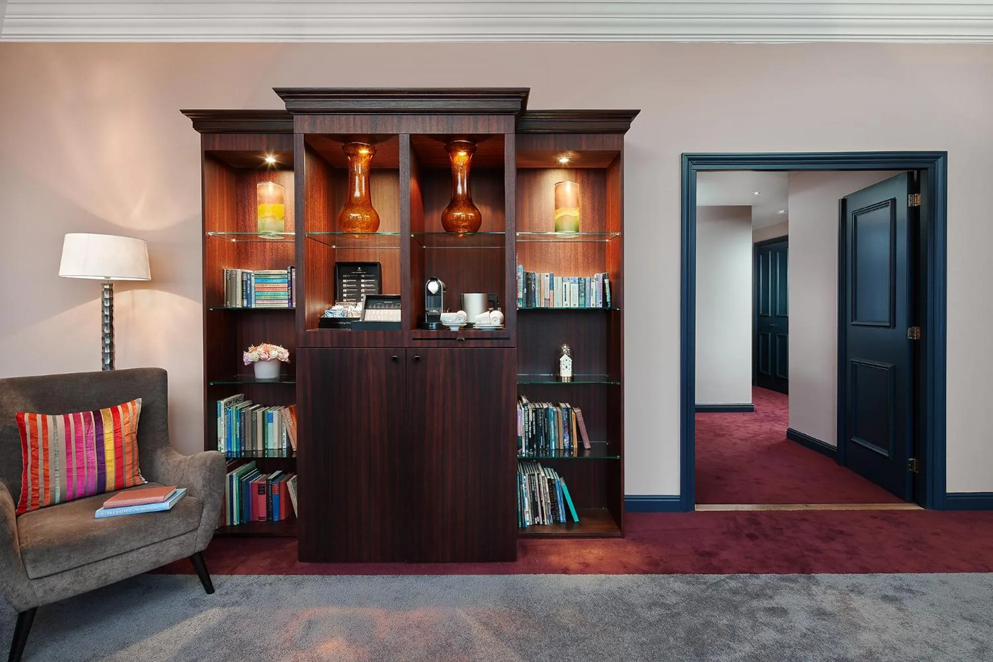 Library in Canal House Suites at Sofitel Legend The Grand Amsterdam