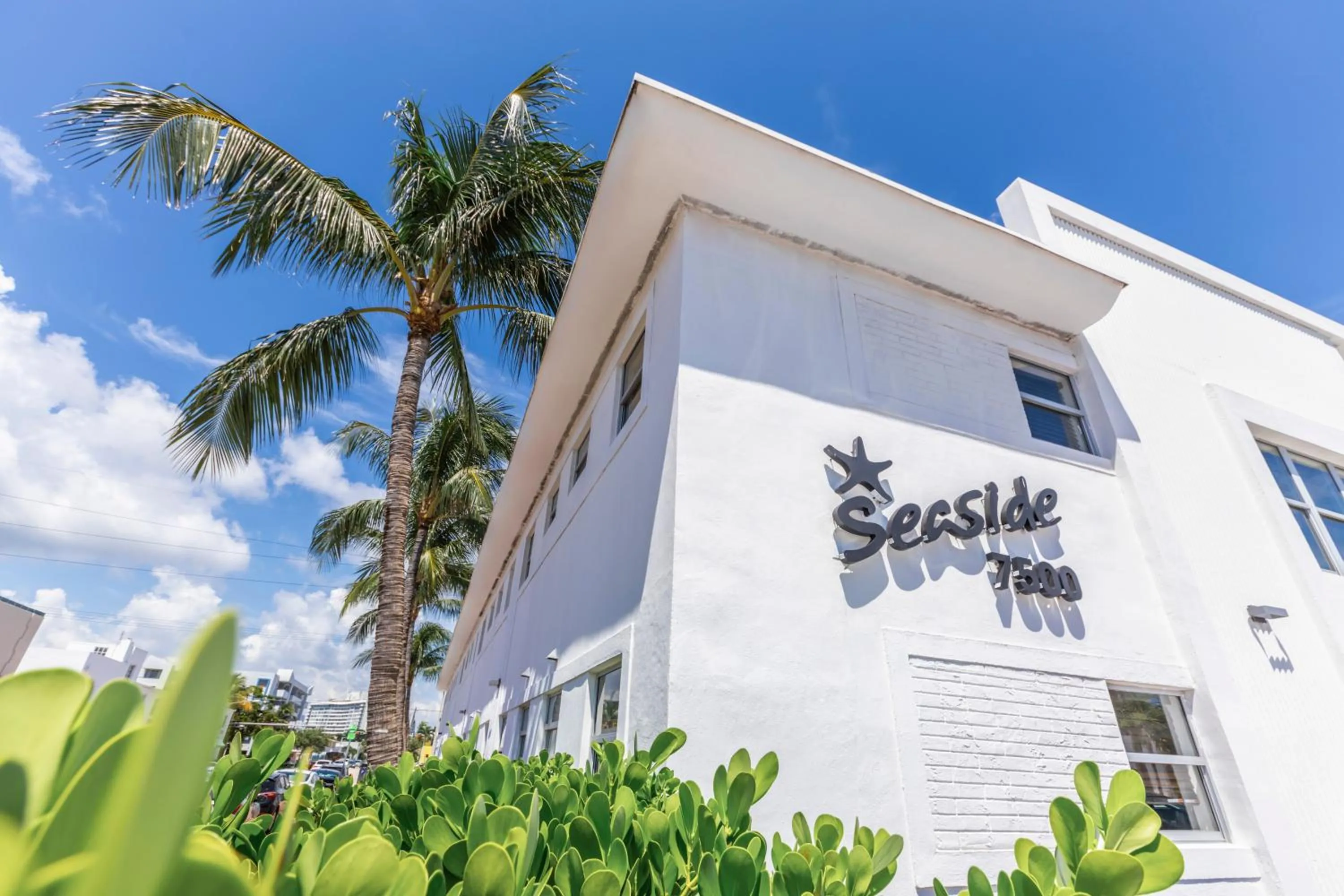 Property building in Seaside All Suites Hotel