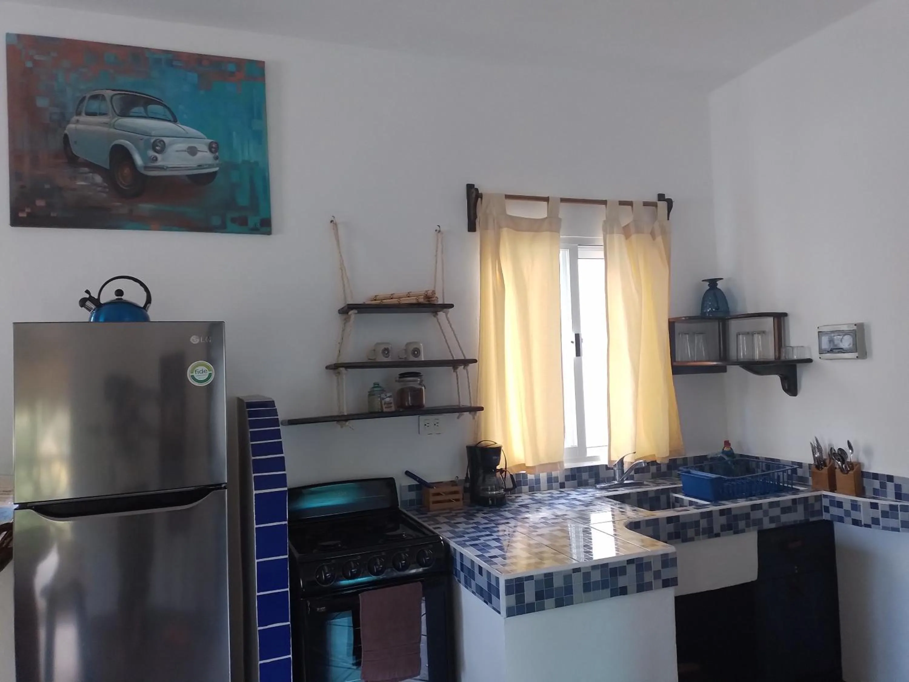 Kitchen or kitchenette in Zamunda Garden View