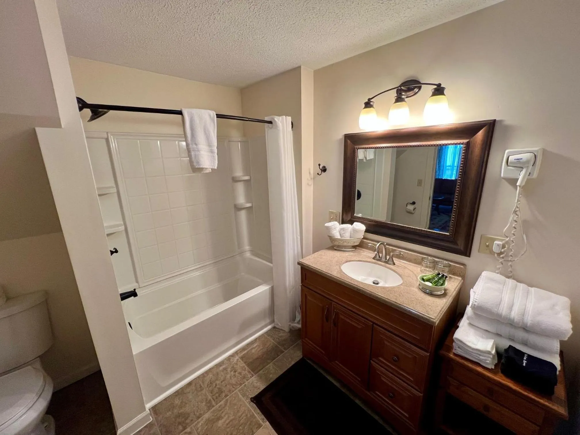 Bathroom in The Mount Vernon Inn