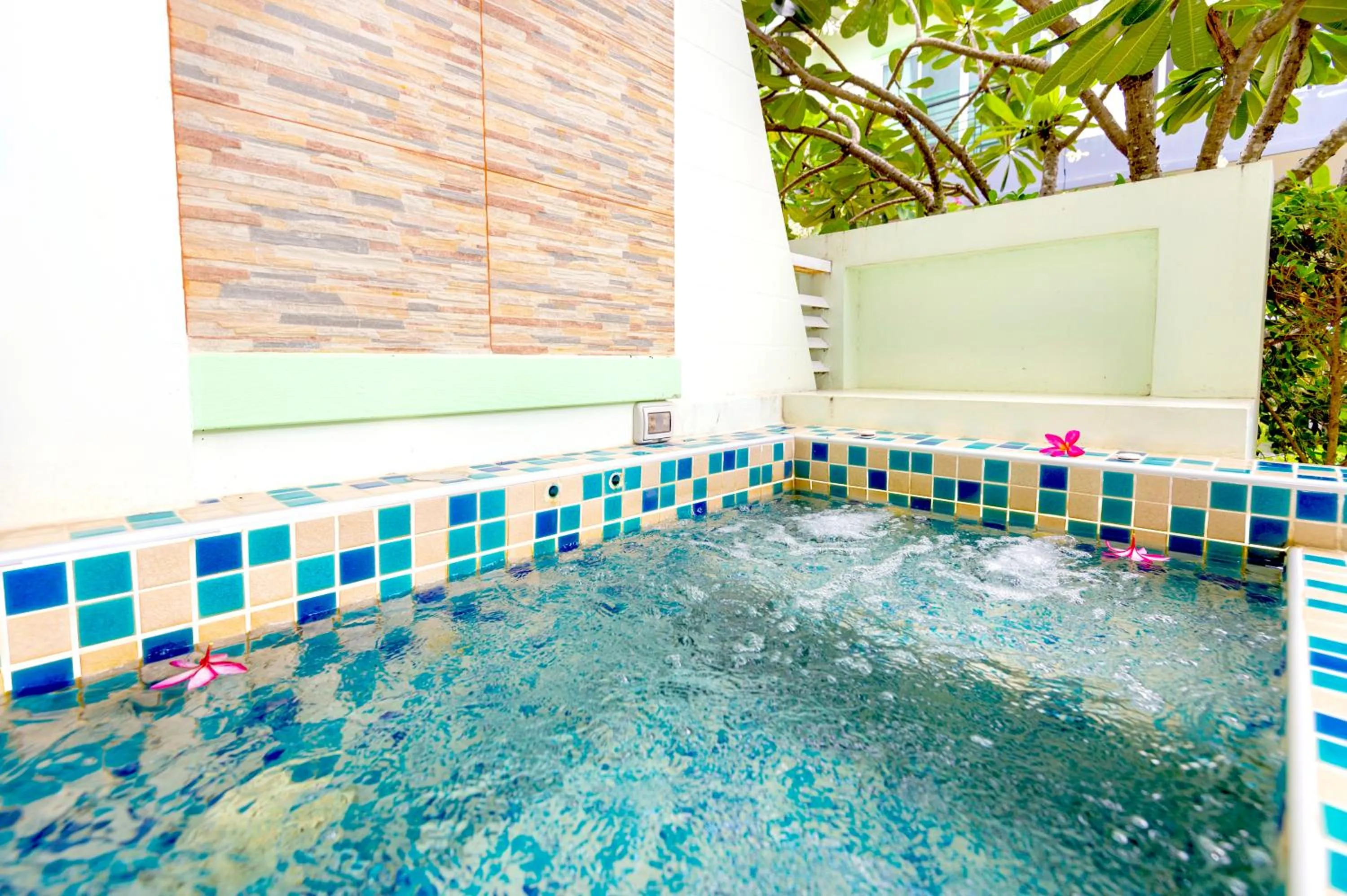 Swimming pool in Baan Noppadol Hua Hin Resort