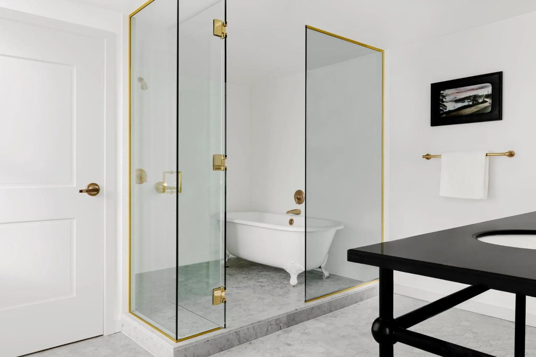 Photo of the whole room in Kimpton Palladian Hotel by IHG