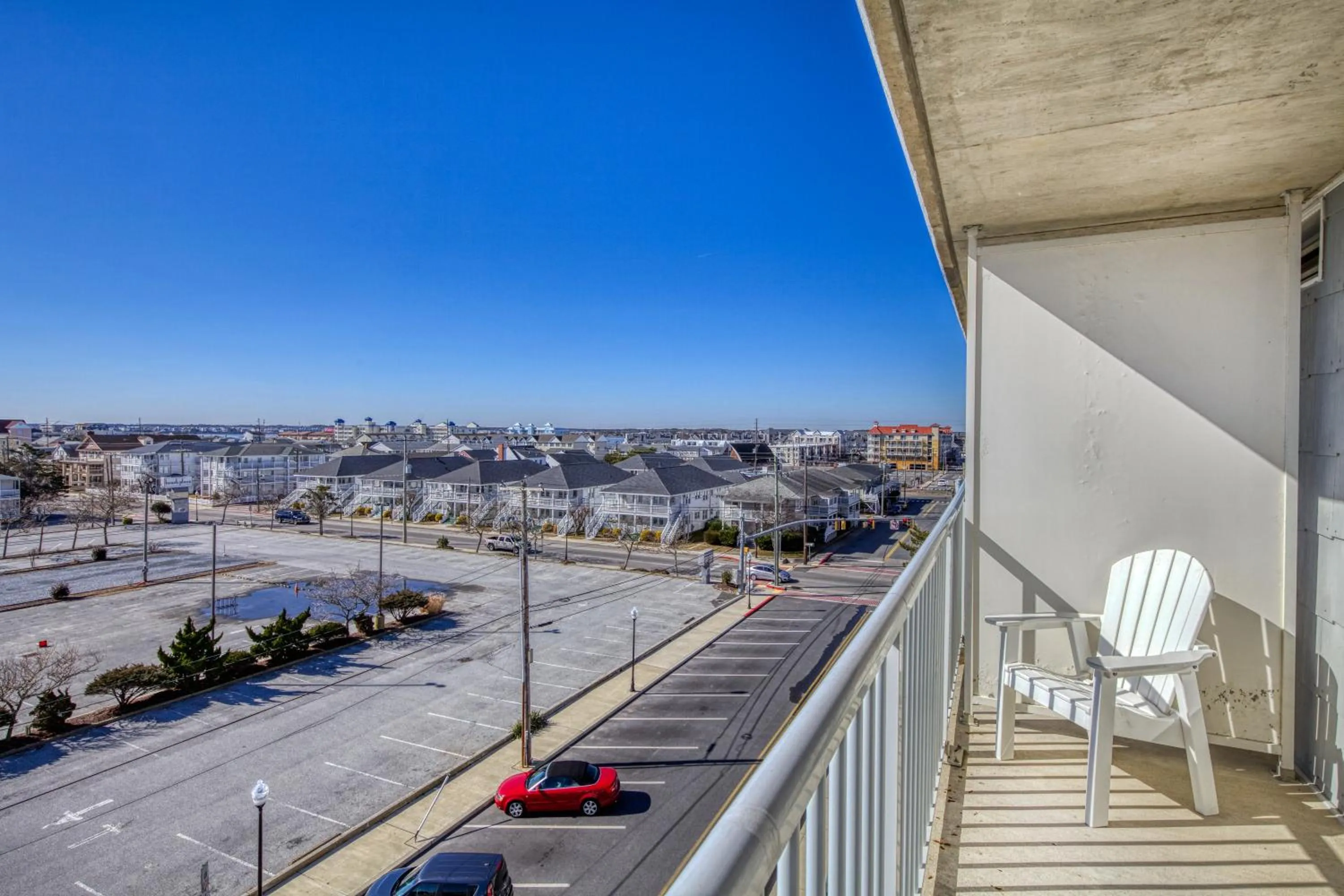Balcony/Terrace in Commander Hotel & Suites