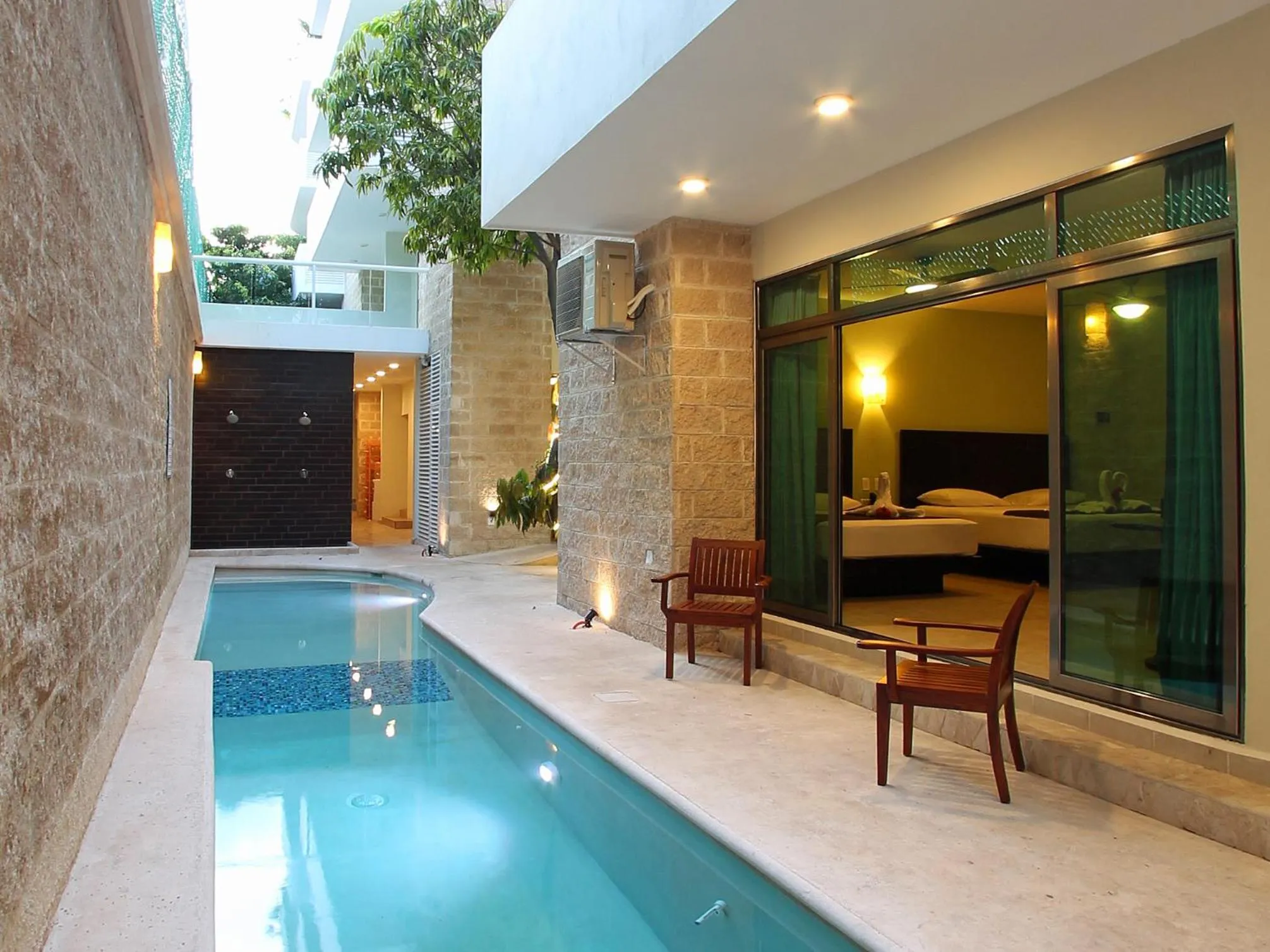 Swimming pool in Angelo's Hotel