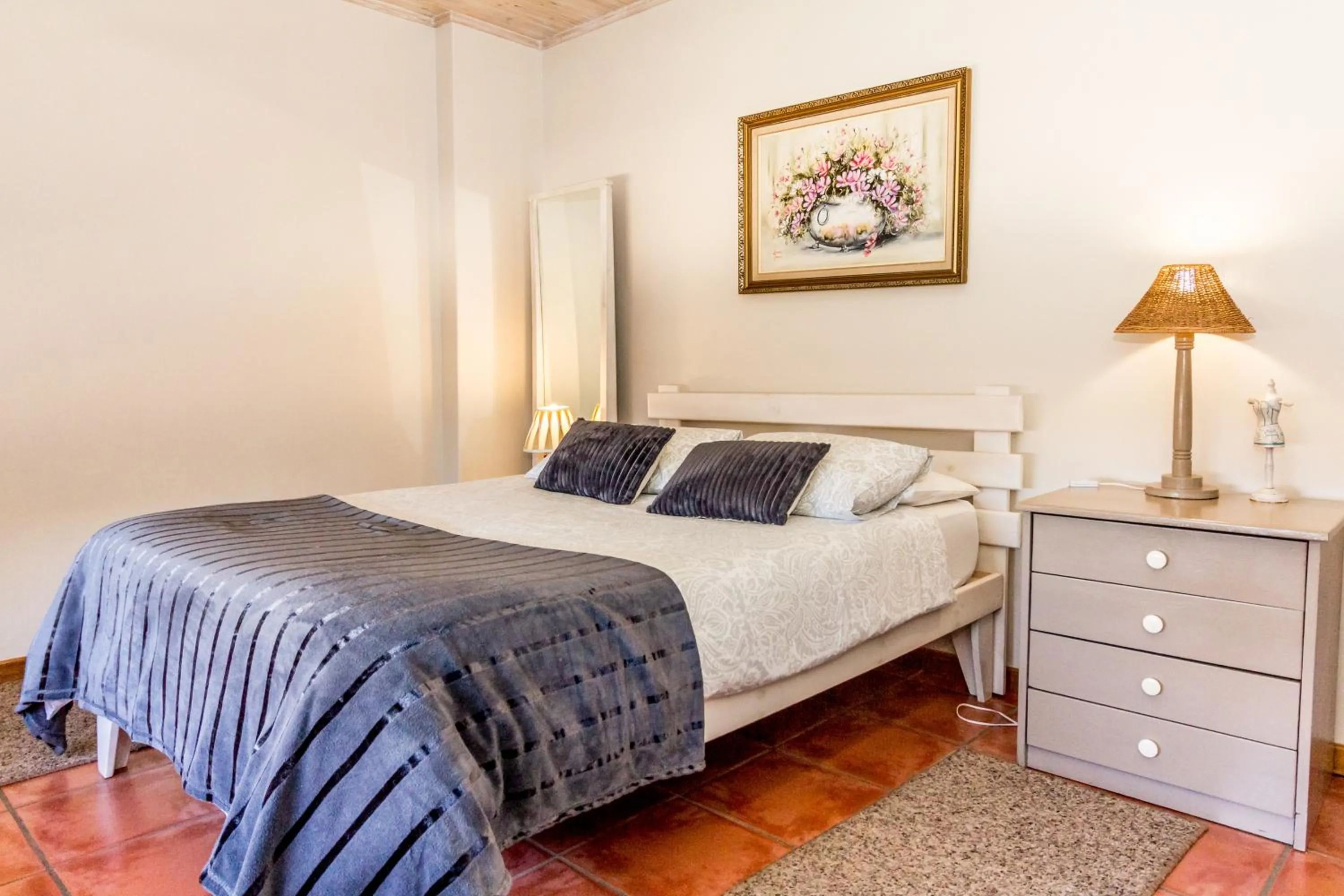 Bed in Walkerview Apartments