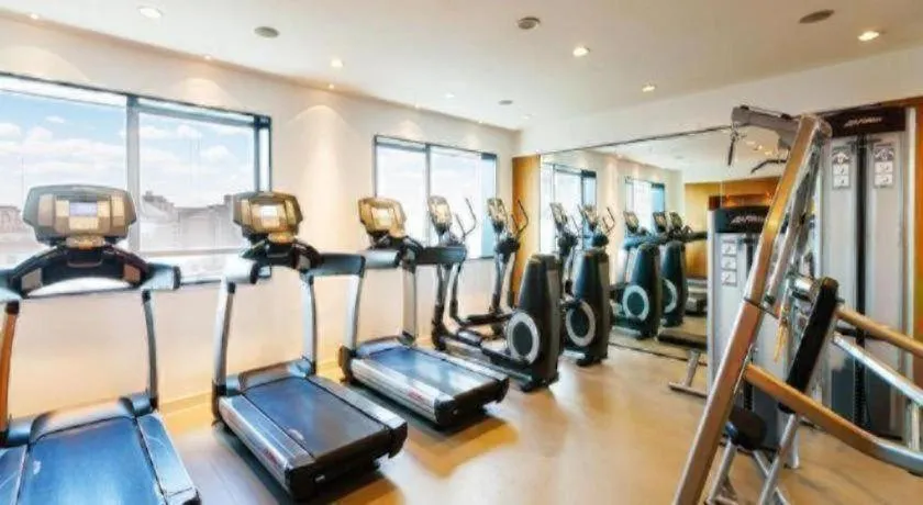 Beijing New World Center Tongpai Hotel