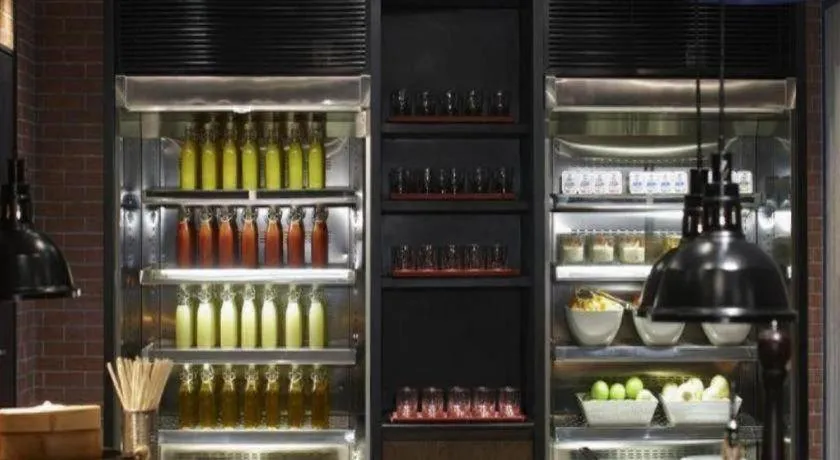 Beijing New World Center Tongpai Hotel