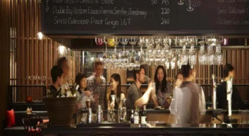 Beijing New World Center Tongpai Hotel