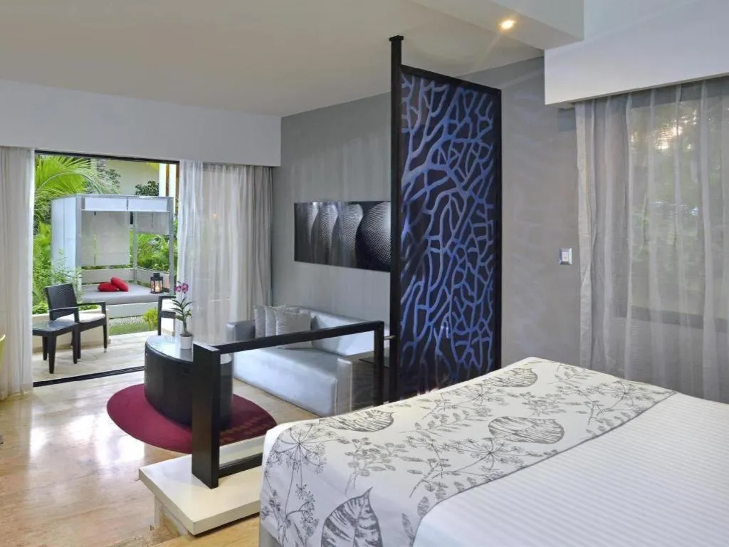 Bed in Paradisus Punta Cana Resort All Inclusive