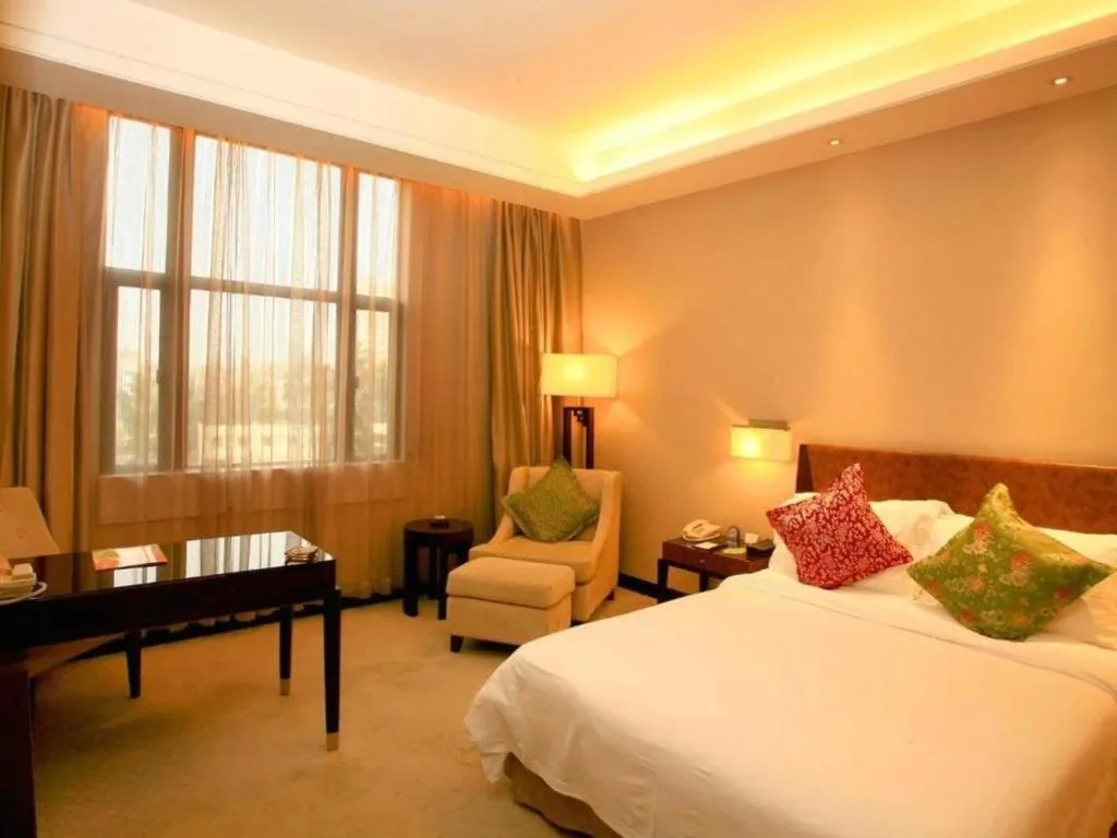 Bed in Jin Jiang Nanjing Hotel