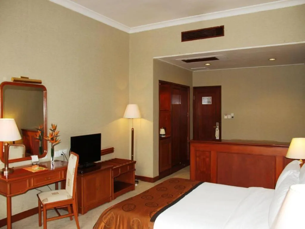 Bed in Jin Jiang Nanjing Hotel