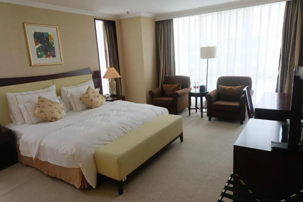 Bed in Beijing Jinjiang Fuyuan Hotel