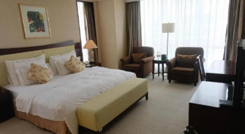 Bed in Beijing Jinjiang Fuyuan Hotel