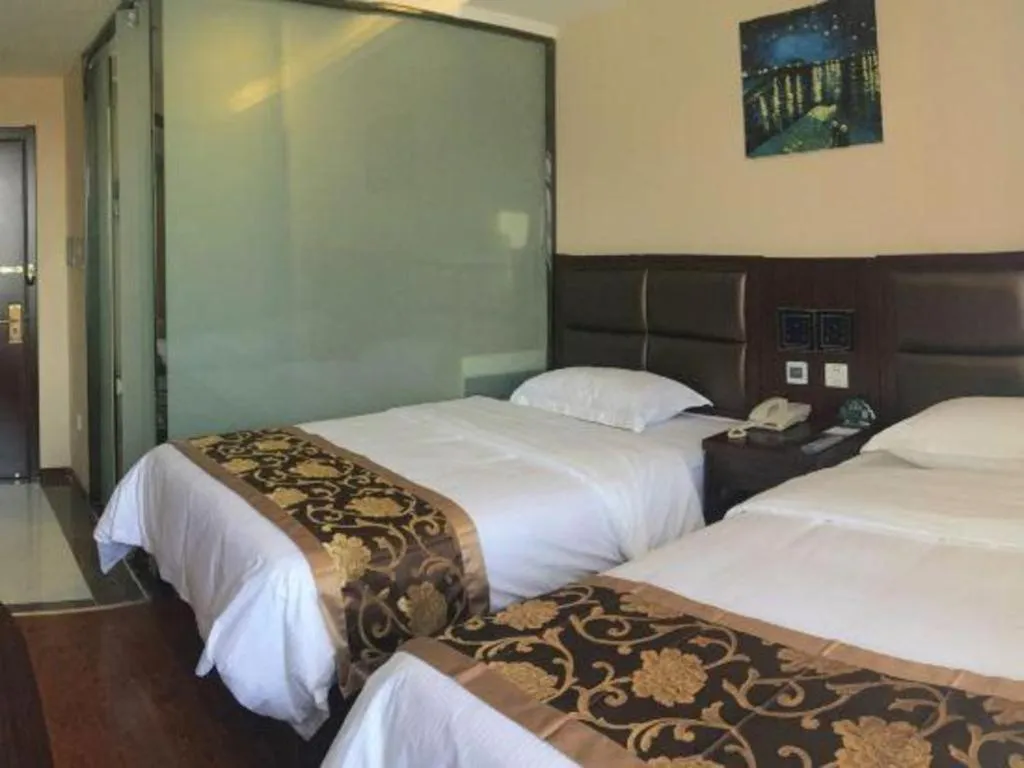Bed in GreenTree Alliance Beijing Tiantan DonGMEn Hotel