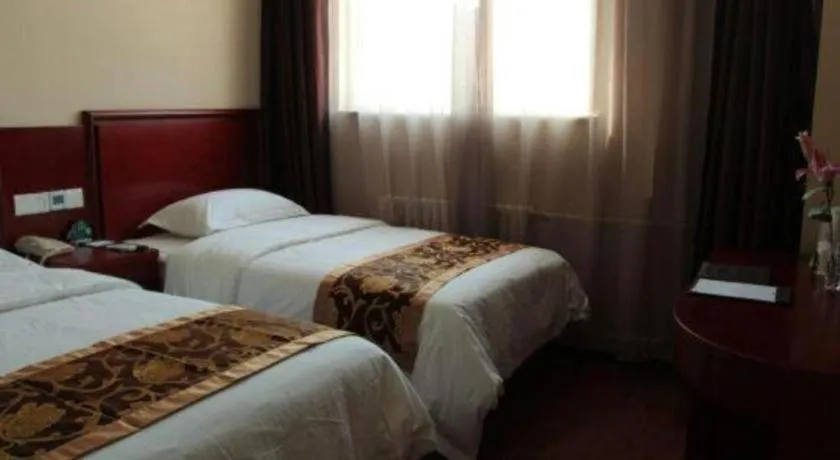 Bed in GreenTree Alliance Beijing Tiantan DonGMEn Hotel