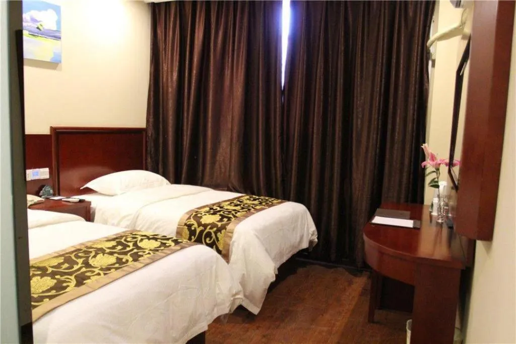 Bed in GreenTree Alliance Beijing Tiantan DonGMEn Hotel