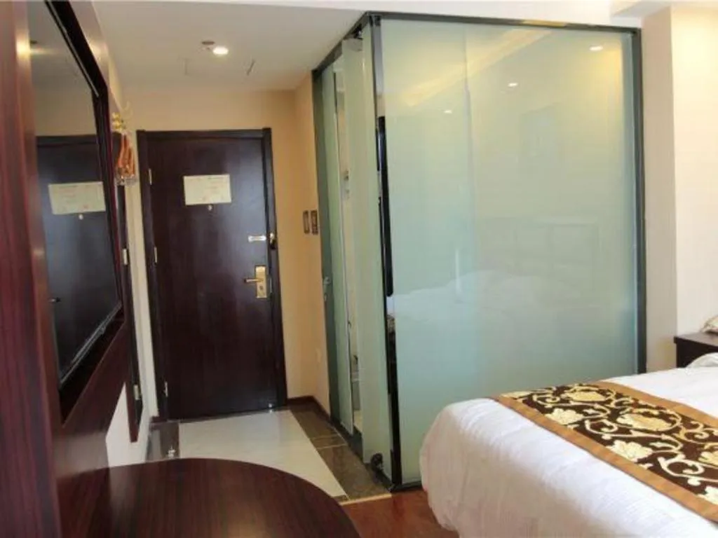 Bed in GreenTree Alliance Beijing Tiantan DonGMEn Hotel