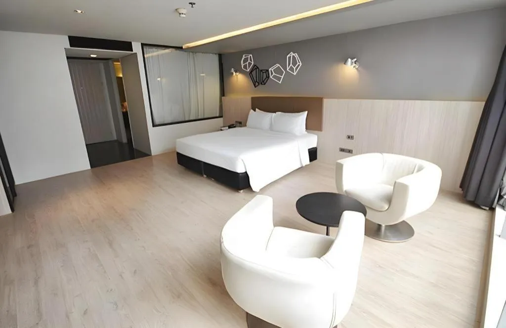 Bed in The Heritage Silom Hotel