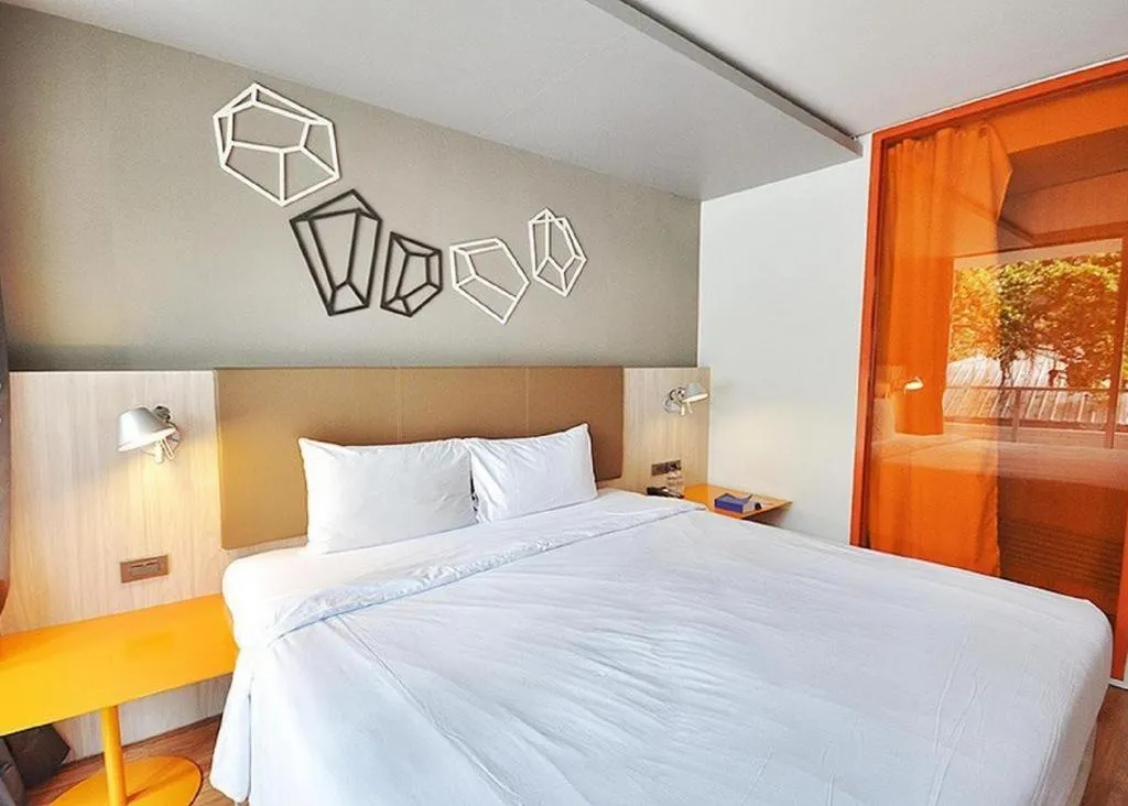 Bed in The Heritage Silom Hotel