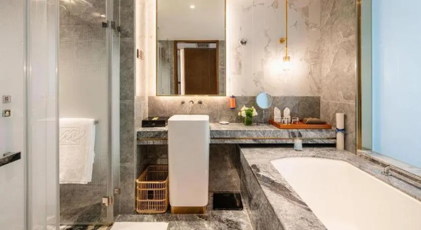 Bed in Grand Metropark Hotel Chongqing