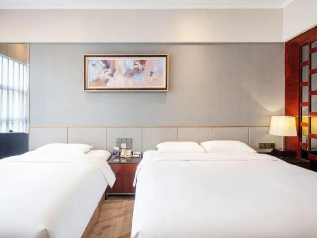 Bed in Grand Metropark Hotel Chongqing