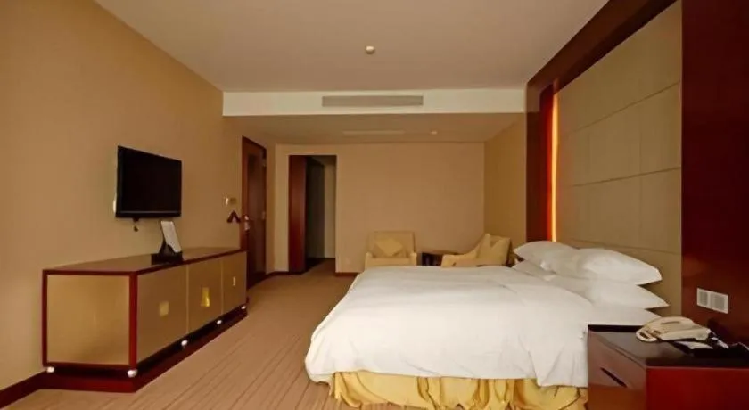 Bed in Grand Metropark Hotel Chongqing