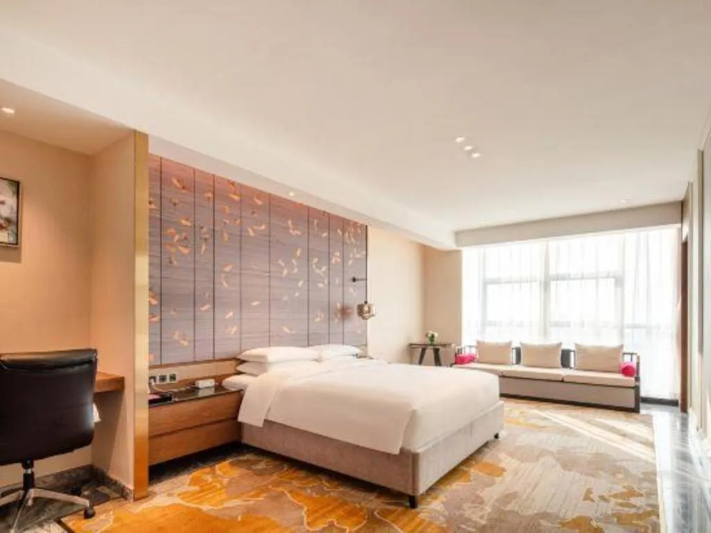 Bed in Grand Metropark Hotel Chongqing