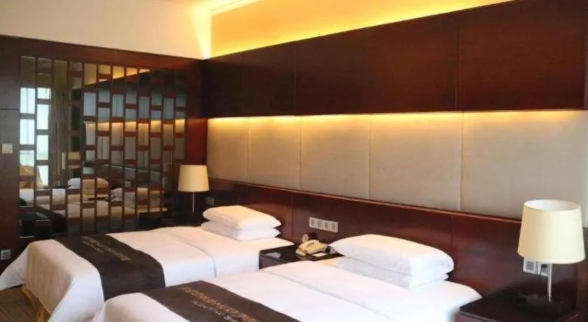 Bed in Grand Metropark Hotel Chongqing