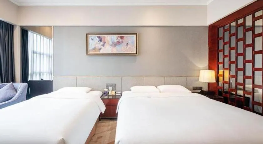 Bed in Grand Metropark Hotel Chongqing