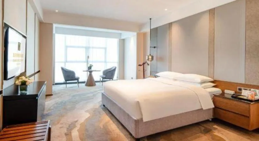 Bed in Grand Metropark Hotel Chongqing