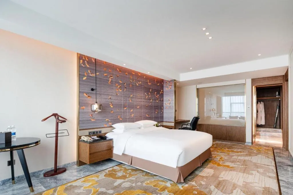 Bed in Grand Metropark Hotel Chongqing