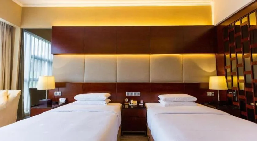 Bed in Grand Metropark Hotel Chongqing