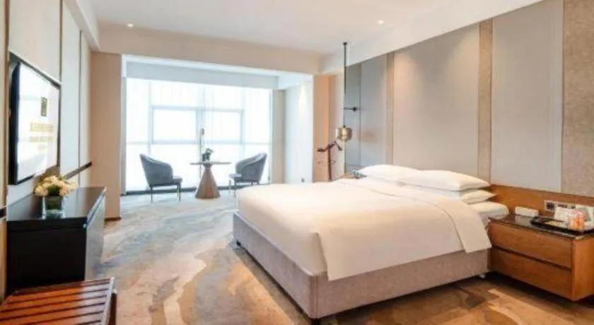 Bed in Grand Metropark Hotel Chongqing