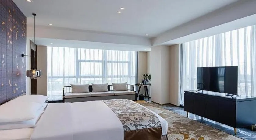 Bed in Grand Metropark Hotel Chongqing