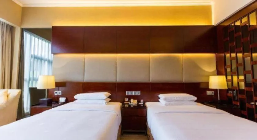 Bed in Grand Metropark Hotel Chongqing